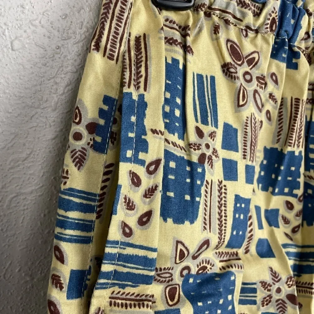 Vintage Urban Oasis Shorts Size S EUC